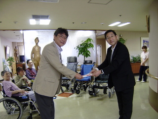 1-015.JPG